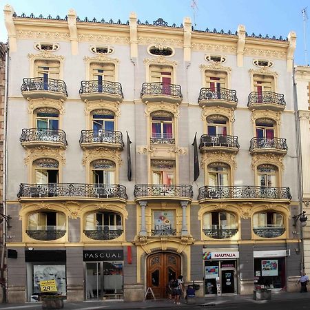 Red Nest Hostel Valencia Exterior photo